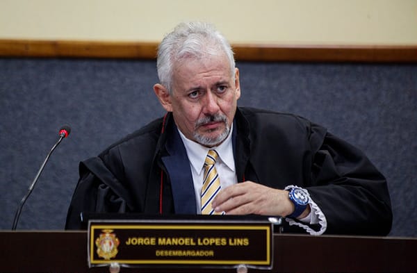 23143930694_0f056c4ee1_z_copy